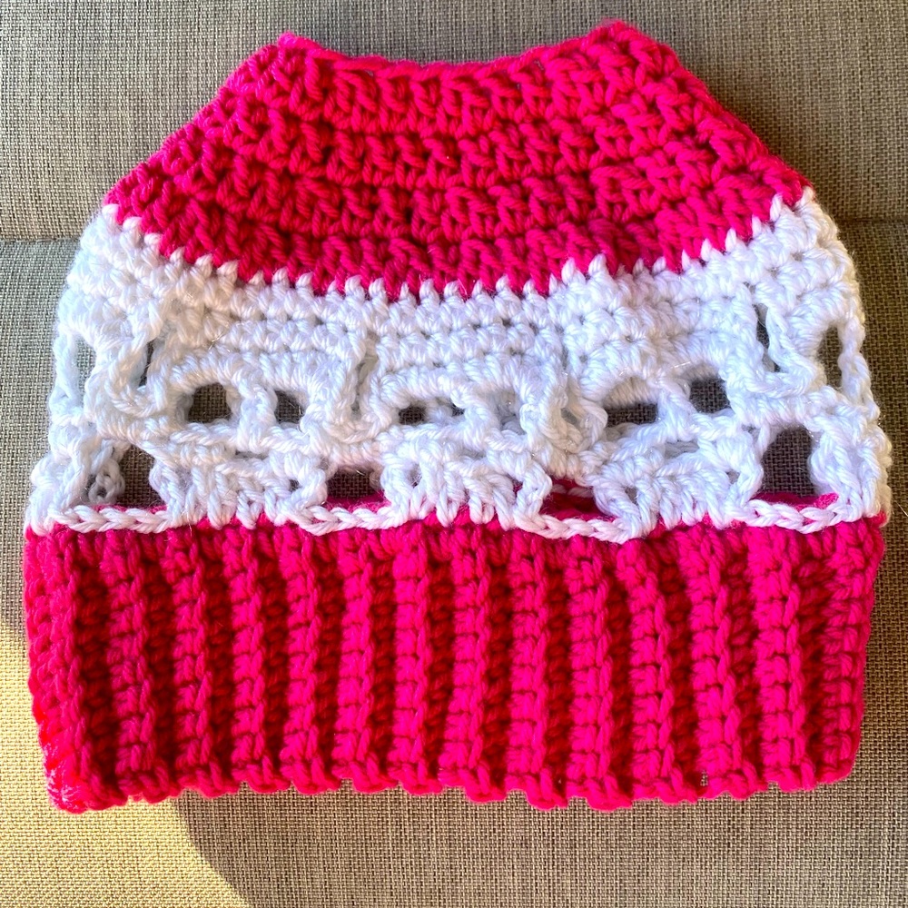 Handmade skulls bun hat